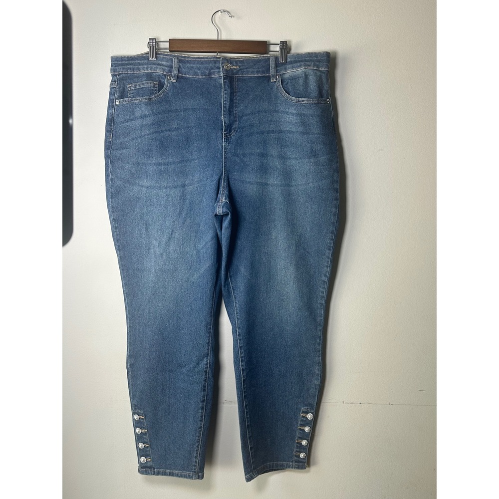CeCe Women 20W High Rise Crop Jeans Medium Wash Pearl Button Trim Plus Size